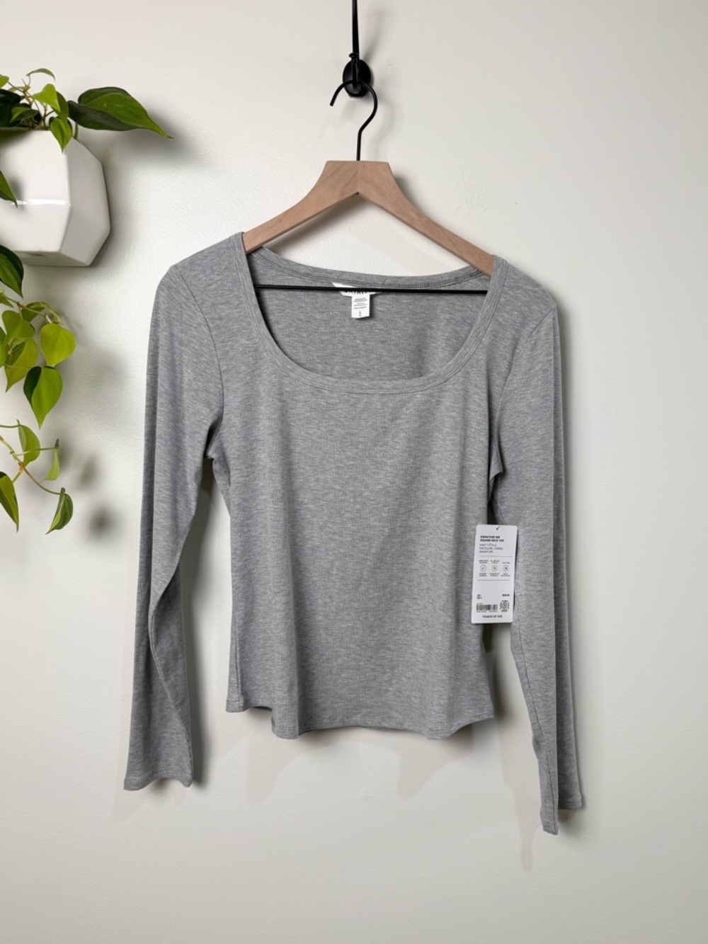 Athleta Women's Signature Rib Square Neck Top Grey Size L Stretch Athleisure